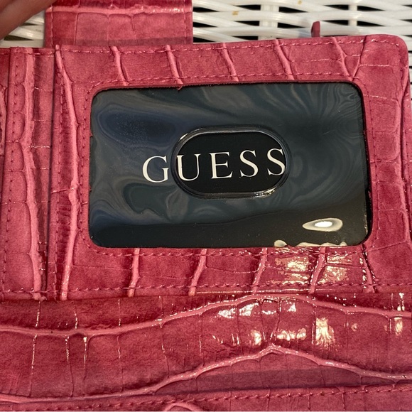 Guess Pink Patent Wallet - Picture 11 of 17